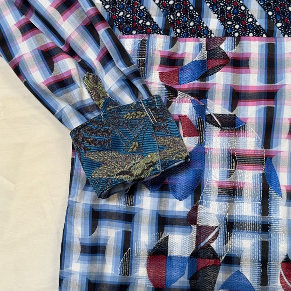 Robert Graham, limited edition, long sleeved button up - Picture 3 of 11